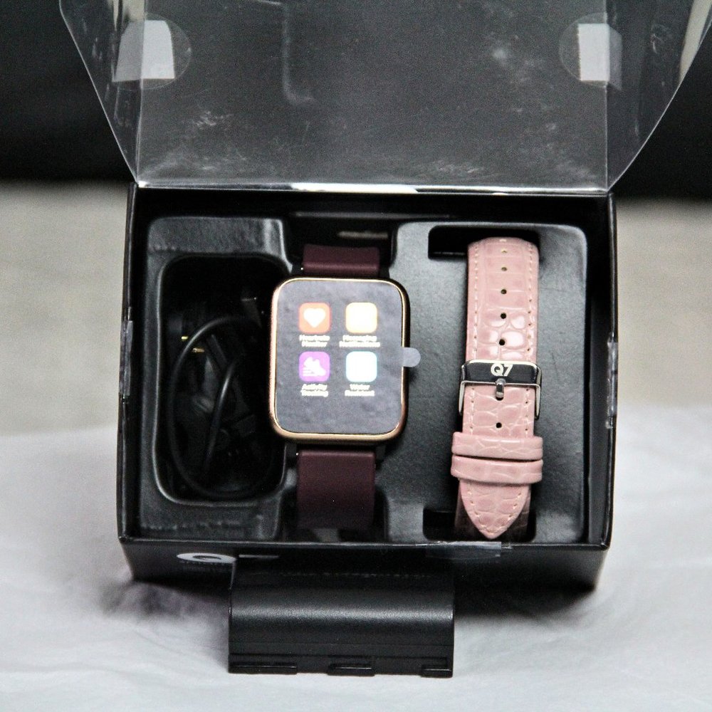Q7 SMART WATCH